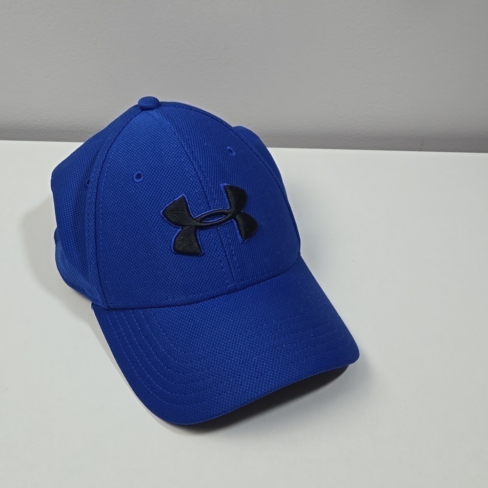 Under Armour UA Blitzing stretch Blue Fit Cap. Size L/XL EUC